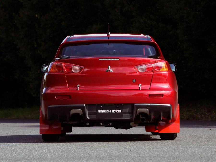  Mitsubishi Lancer Evolution X Group N 2007 года  (фото 6 из 7)